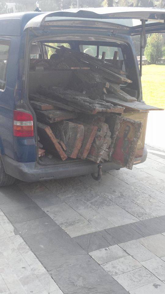 Denoncimi, ikonat qindra vjeçare transportohen me furgon