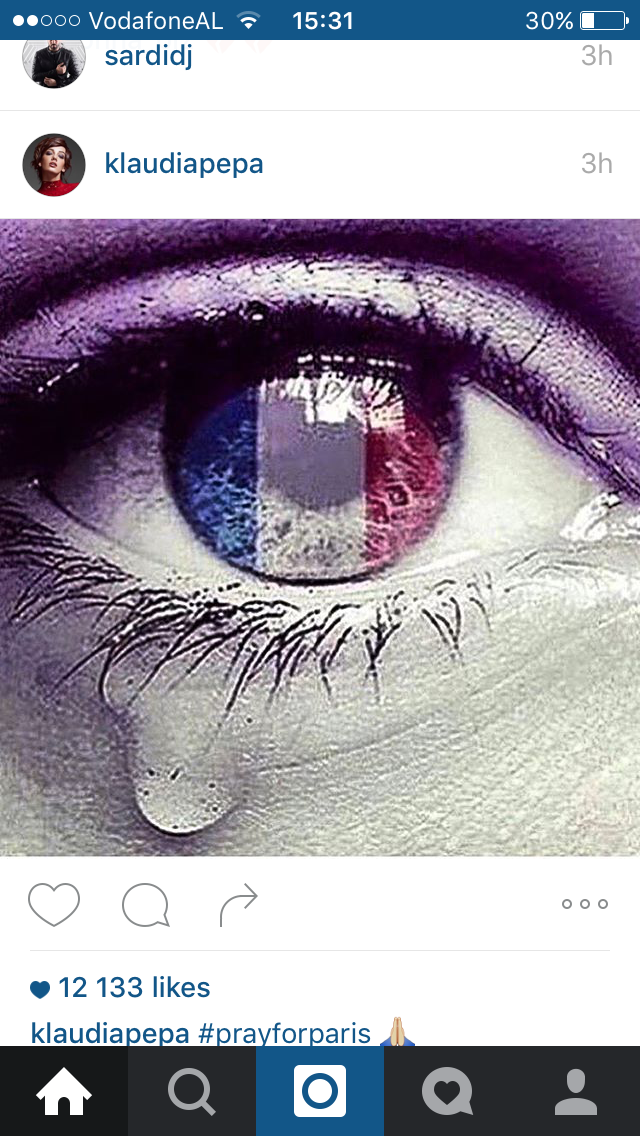 Tragjedia në Paris: Solidaritet, mbështetje apo modë në rrjetet sociale?!
