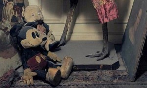 art_found_in_paris_apartment_that_was_vacant_since_1939_6