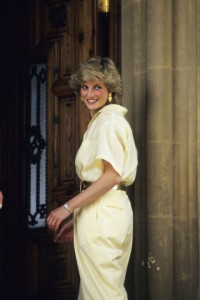 1430170529-hbz-royals-princess-diana-150531533