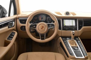 2015-Porsche-Macan-S-interior