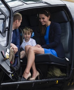 prince-george-takes-helicopter-ride-with-kate-middleton-prince-william-ftr