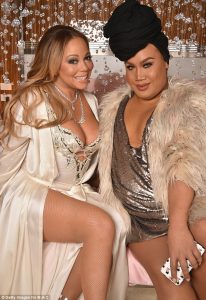 3B0407CA00000578-0-Girl_s_best_friend_Making_the_look_more_opulent_the_All_I_Want_F-a-57_1480837602112-1