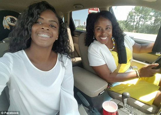 3C1D427900000578-4118058-Kamiyah_Mobley_now_18_was_found_living_in_South_Carolina_on_Frid-m-13_1484358080128