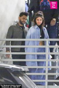 selena-gomez-wearing-the-weeknd_s-necklace-lead-1