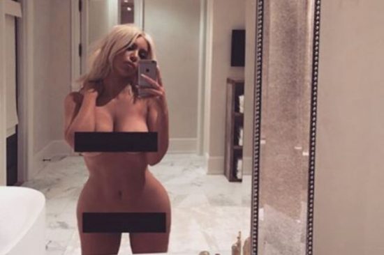 selfie-kardashian-bagno