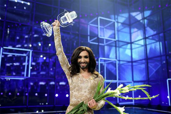 conchita-wurst-siegerfoto-esc-ebu