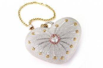 The-Mouawads-1001-Nights-Diamond-Purse