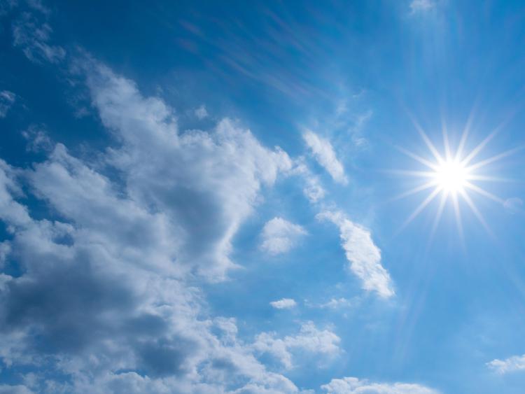 Flet meteorologia, përse po bën kaq nxehtë në shtator