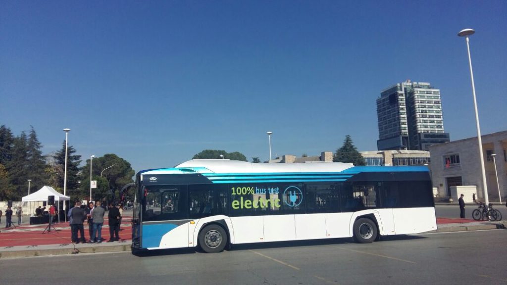 Autobusi elektrik i prezantuar në vitin 2017.