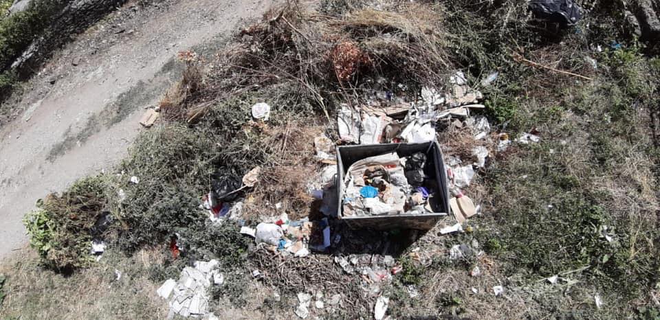 Rama publikon fotot: Asnjë punonjës i opozitës nuk është pushuar nga puna