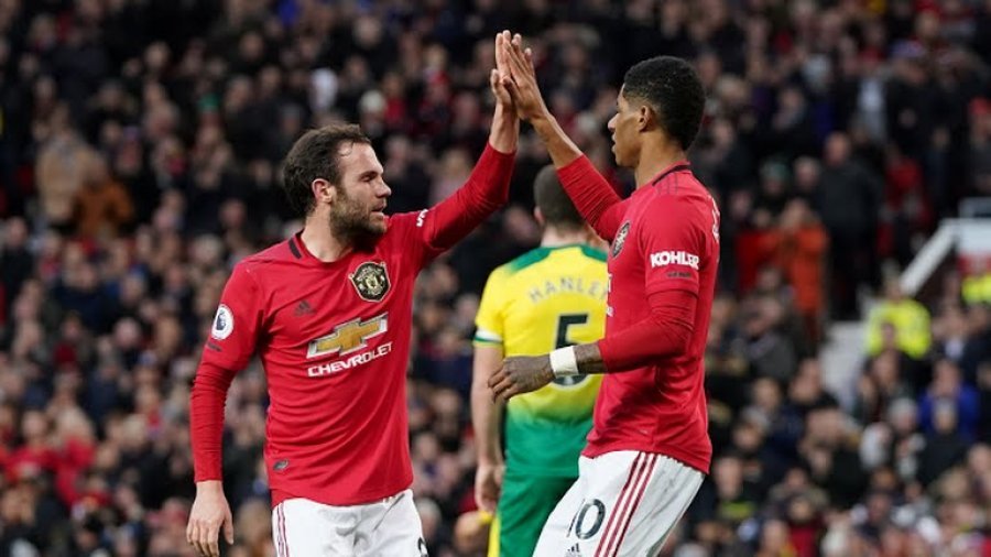Man United dhe Chelsea “thyejnë” kundërshtarët