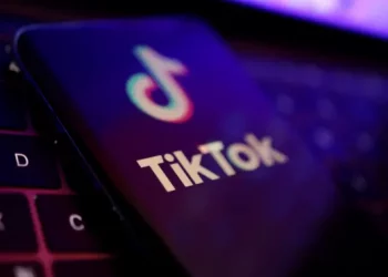 Komisioni Evropian ndalon përdorimin e Tik Tok për punonjësit, ja kush është shkaku