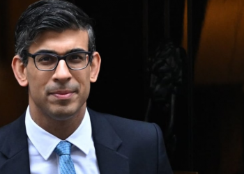 Sunak përplaset me Starmer për përparimin e marrëveshjes së Brexit