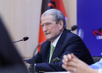 Berisha: Neza dhe Duçka i kërkuan miliona euro Ylli Ndroqit