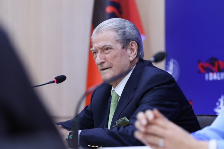 Berisha: Neza dhe Duçka i kërkuan miliona euro Ylli Ndroqit