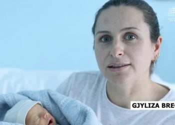 Video/Vuante nga një diagnozë e rrallë, shpëtohet nëna dhe foshnja në Tiranë