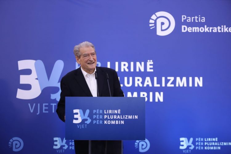 Berisha: Revolucioni ynë ka një mision, përmbysjen e regjimit të Edi Ramës