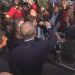 VIDEO/ Erdogan u jep para në dorë fëmijëve në zonat e goditura nga tërmeti
