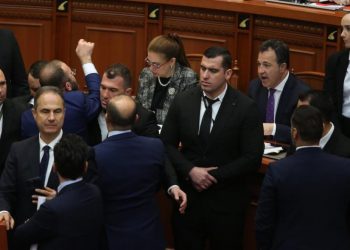 “McGonigal”/ Opozita kërkon ndryshimin e rendit të ditës në Kuvend