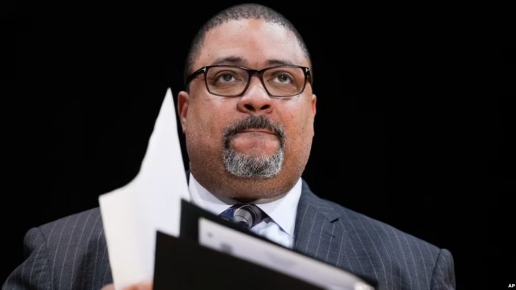 Si mbërritën deri tek akpadia penale ndaj ish-presidentit, prokurorët e Manhatanit?