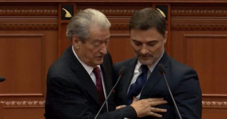 Pas Berishës, edhe Alibeaj thërret mbledhjen e strukturave të PD