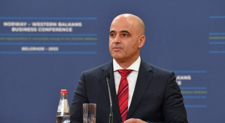 Kryeministri i Maqedonisë së Veriut paralajmëron veting në gjyqësor,pas kritikave të DASH