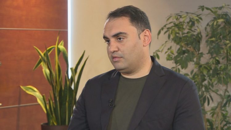 Këlliçi dorëzon mandatin, kritika PD: Nuk i kemi shërbyer qytetarëve me sherrnajën tonë