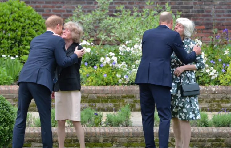 Jo e gjithë familja mbretërore mungoi në pagëzimin e vajzës së Princit Harry