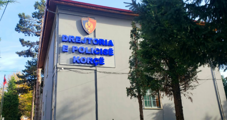 Probleme shëndetësore gjatë aksionit policor,efektivi rrëzohet dhe pëson frakturë në kokë