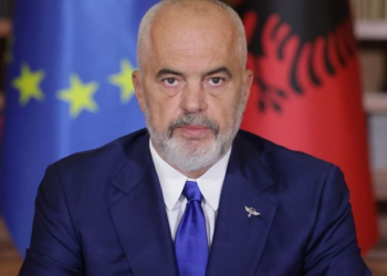 Rama për aksidentin e trenave në Greqinë: Ne ndjejmë dhimbjen e fqinjëve tanë të dashur