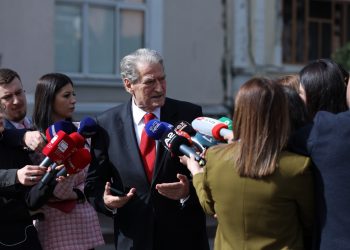 Berisha: Deripaska ka marrë para nga taksapaguesit shqiptarë deri në 2022