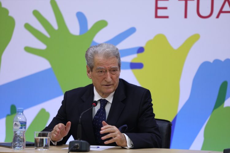 Financimi rus i PD/ Berisha:Asnjë qindarkë s’ka hyrë apo dalë në parti nga Biniatta Trade