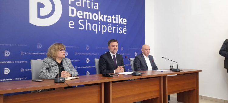 Alibeaj: Edhe pas vendimit të gjykatës Berisha zaptoi selinë e PD dhe çdo degë të partisë
