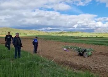 Shpërthen granata e vjetër, plagosen tre persona që ishin duke punar tokën