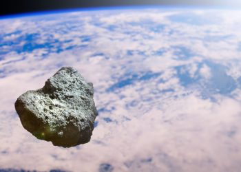 I aftë të shkatërrojë një qytet, asteroid gjigand kalon mes Tokës dhe Hënës këtë fundjavë