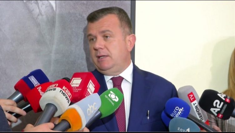 Sulmi ndaj TCh, a e ka bërë Çuçi punën siç duhet? Balla: E bën detyrën shumë mirë