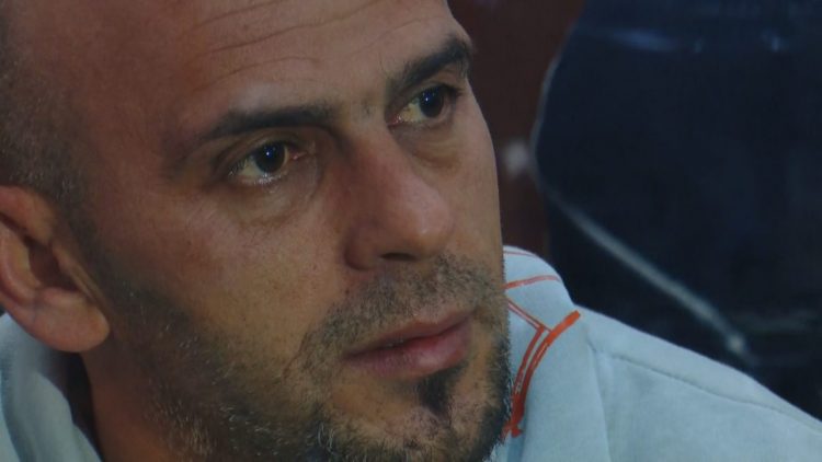 Burgjet, trajtim individual për Dan Hutrën