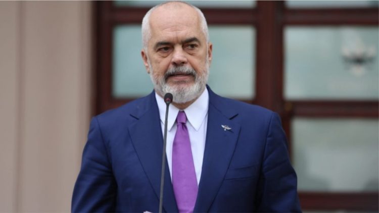Përplasja e dy trenave në Greqi, qeveria shqiptare shpall të dielën ditë zie