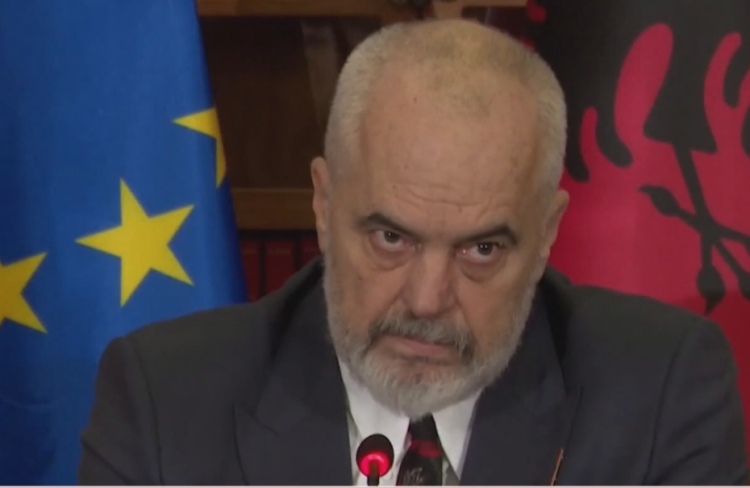 Bici në krye të Kadastrës, porosia e Ramës: Prisni bishtat e korrupsionit