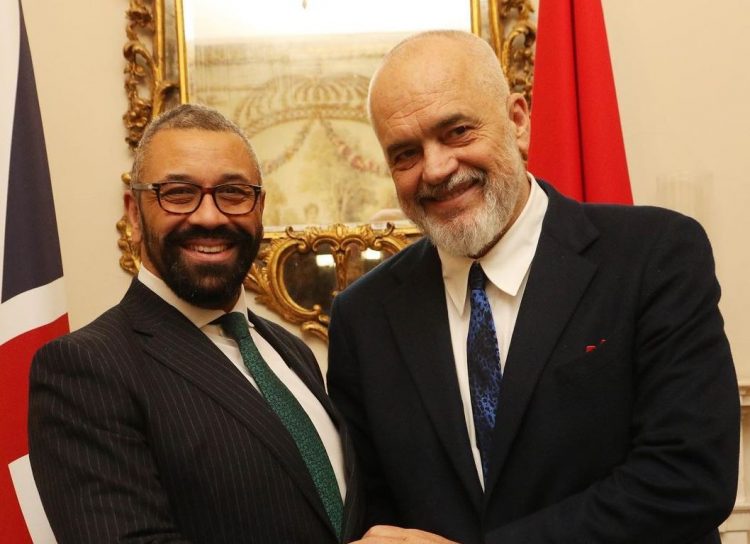 Rama takim me sekretarin e Jashtëm britanik: Bashkëpunimi është thelbësor