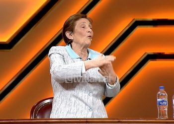 U martua me australianin në moshën 50-vjeçare, Faria:Shkova vajzë, asnjë histori dashurie