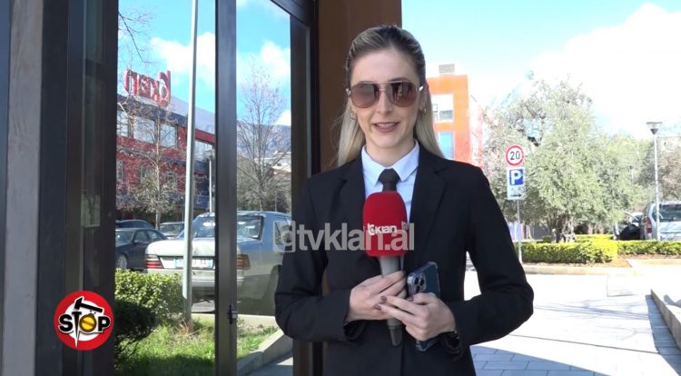 Mori lekët e vëllait tek avokati, hetim për shefin e policisë