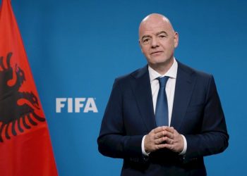 ​Infantino lirohet nga akuzat për mashtrim në FIFA