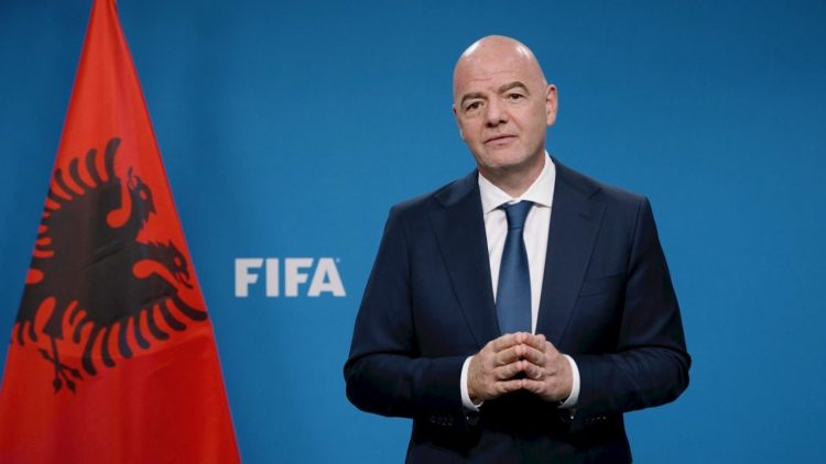 ​Infantino lirohet nga akuzat për mashtrim në FIFA