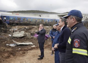 Zemërim nga përplasja e trenave në Greqi, Mitsotakis kërkon falje