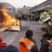 Vijojnë protestat në Francë/ Marrin pjesë 2 milionë protestues, 175 policë të plagosur