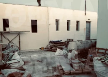 Greqi/ Po lyente një pallat, 49-vjeçari shqiptar bie nga lartësia dhe ndërron jetë