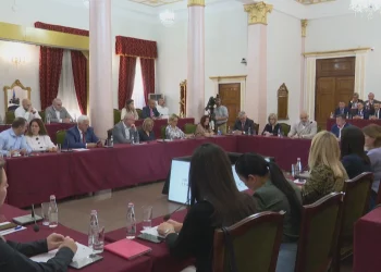 PS mbledh grupin parlamentar, çfarë u diskutua