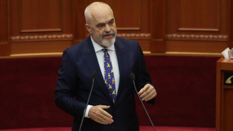 Paratë ruse në PD/ “Kë do mbronim Lulin apo tutorin e tij”, kë sulmoi kryeministri Rama